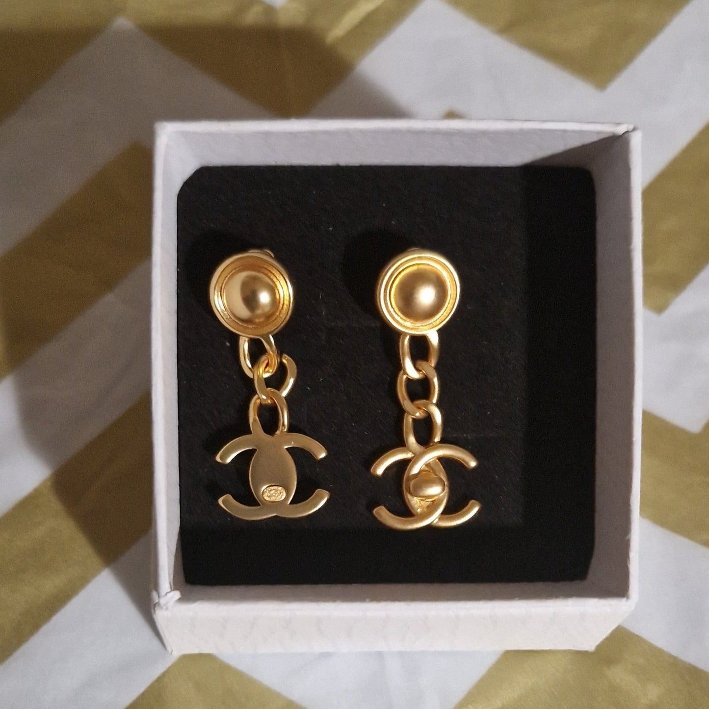 Women earrings