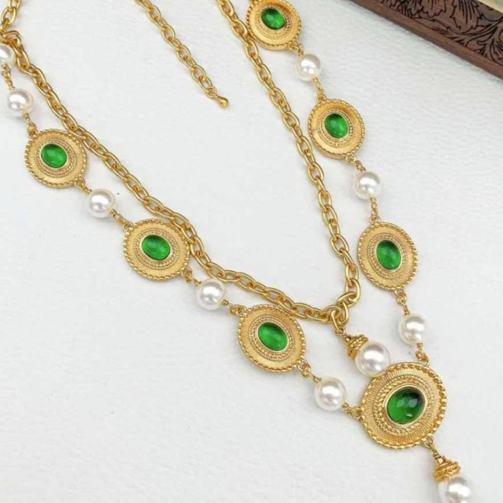 Women necklace