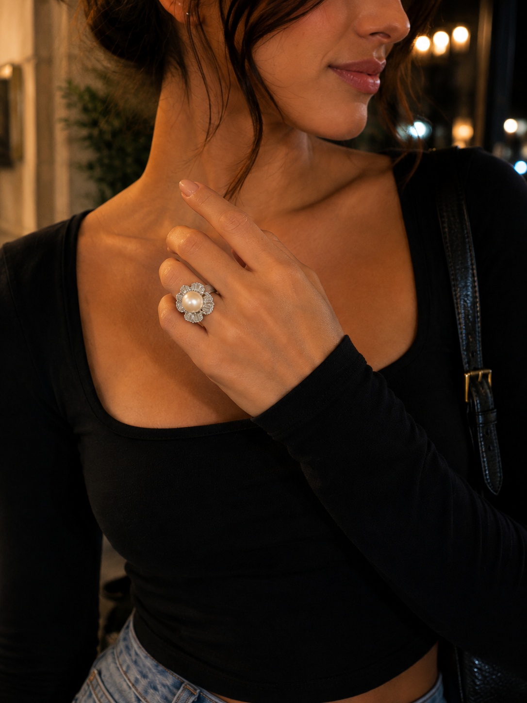 🌸 Pearl Blossom Statement Ring