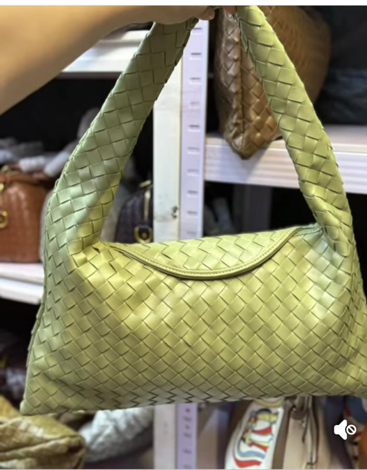 Women handbag