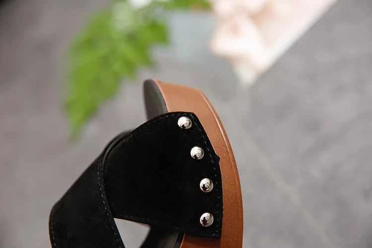 Fashion Slippers Fashion Rivets Open Toe