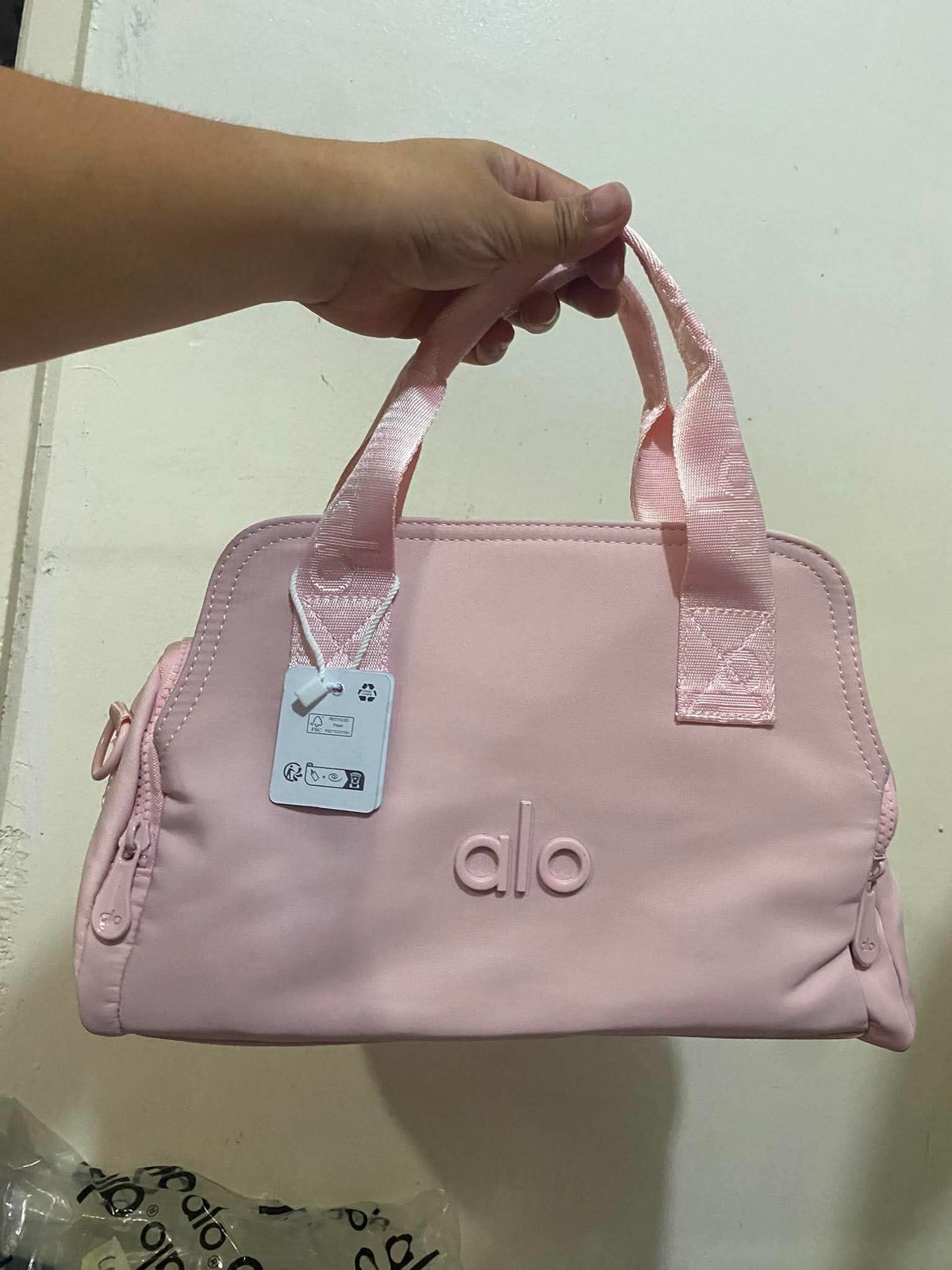 👜 Urban Carry Tote ✨