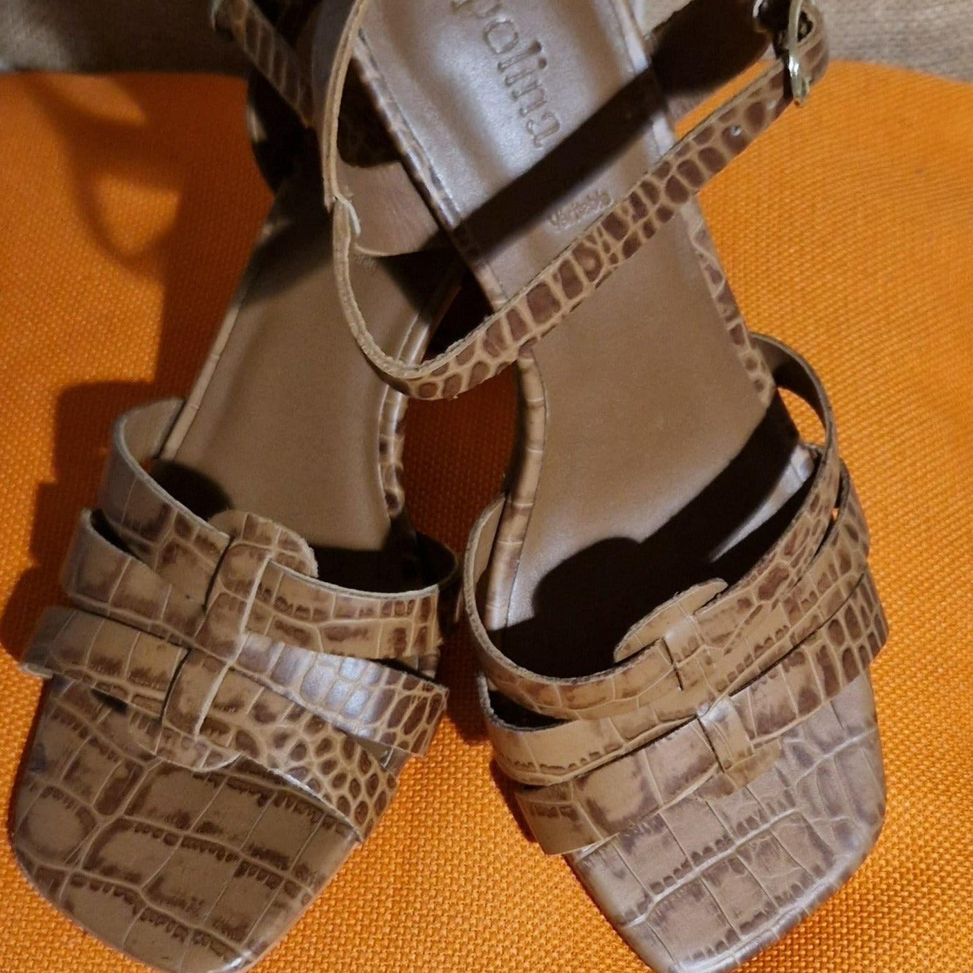 Women sandals